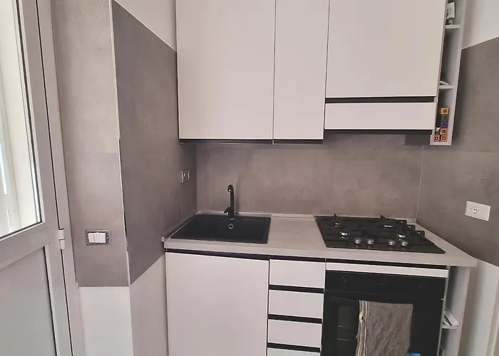 Pigneto Giardino E Posto Auto Privati Lägenhet